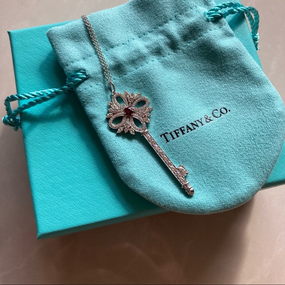Tiffany & Co. Jewelry - Tiffany & Co Victoria Key Diamond pendant plat